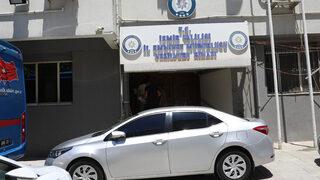 İzmir Menderes Belediye Başkanı Mustafa Kayalar gözaltına alındı