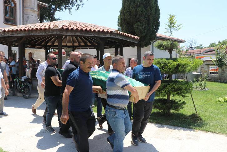 Edirne'de oğlunun ateşe verdiği evde yaralanan kadın hastanede hayatını kaybetti G1