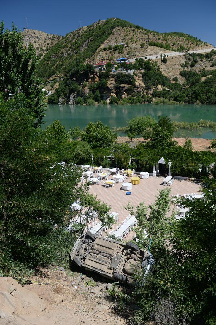 Tunceli'de şarampole devrilen otomobildeki 4 kişi yaralandı G1