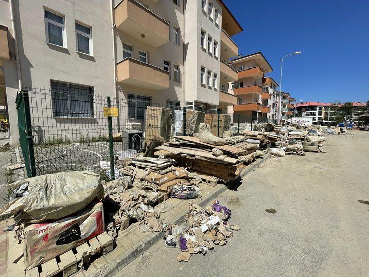 Bartın'da selden etkilenen bölgelerde çalışmalar sürüyor G1