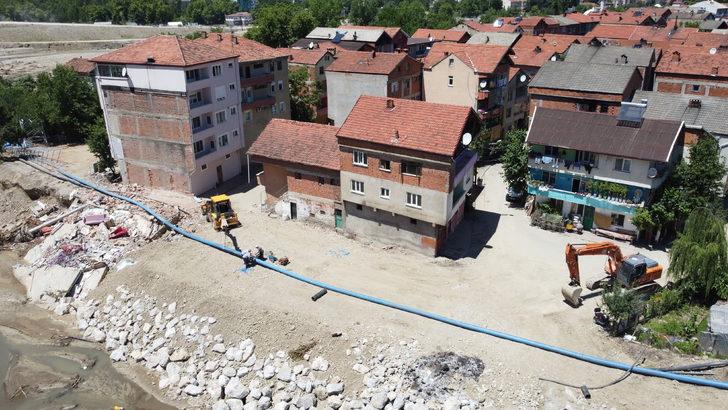 Bartın'da selden etkilenen bölgelerde çalışmalar sürüyor G4