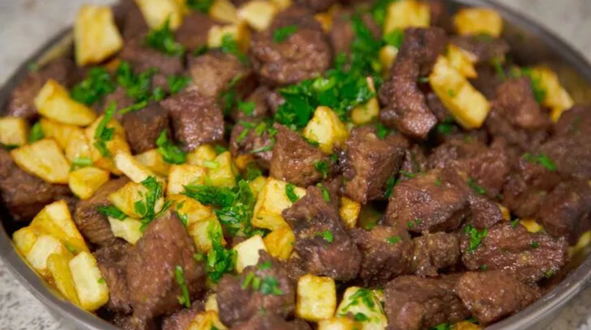 Bayramda yapılacak en lezzetli ve yumuşak kavurma tarifi! Kurban etiyle kavurma nasıl yapılır?