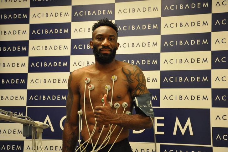 Sivasspor'da üç futbolcu sağlık kontrolünden geçirildi G1