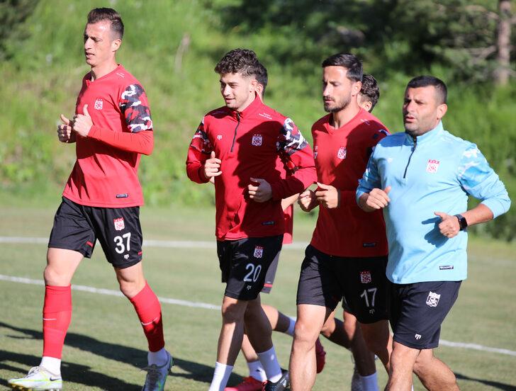 Sivasspor'da yeni sezon hazırlıkları devam ediyor G1