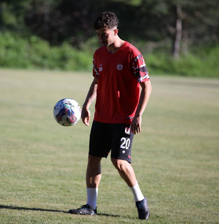 Sivasspor'da yeni sezon hazırlıkları devam ediyor G3