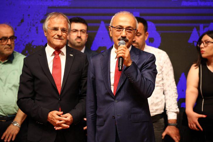 Akdeniz'de en fazla yaş meyve ve sebze ihracatı yapan firmalar ödüllendirildi G2