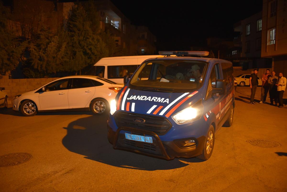 Piyade Er Yusuf G&uuml;rler'in Şanlıurfa'daki ailesine acı haber verildi