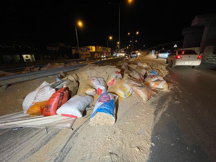 Bursa'da talaş yüklü kamyonetin devrildiği kazada 2 kişi yaralandı G2