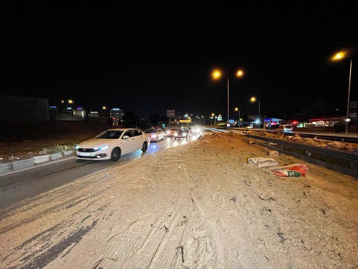 Bursa'da talaş yüklü kamyonetin devrildiği kazada 2 kişi yaralandı G5