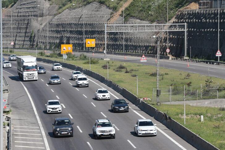 Otoyolda Kurban Bayramı yoğunluğu sürdü G4