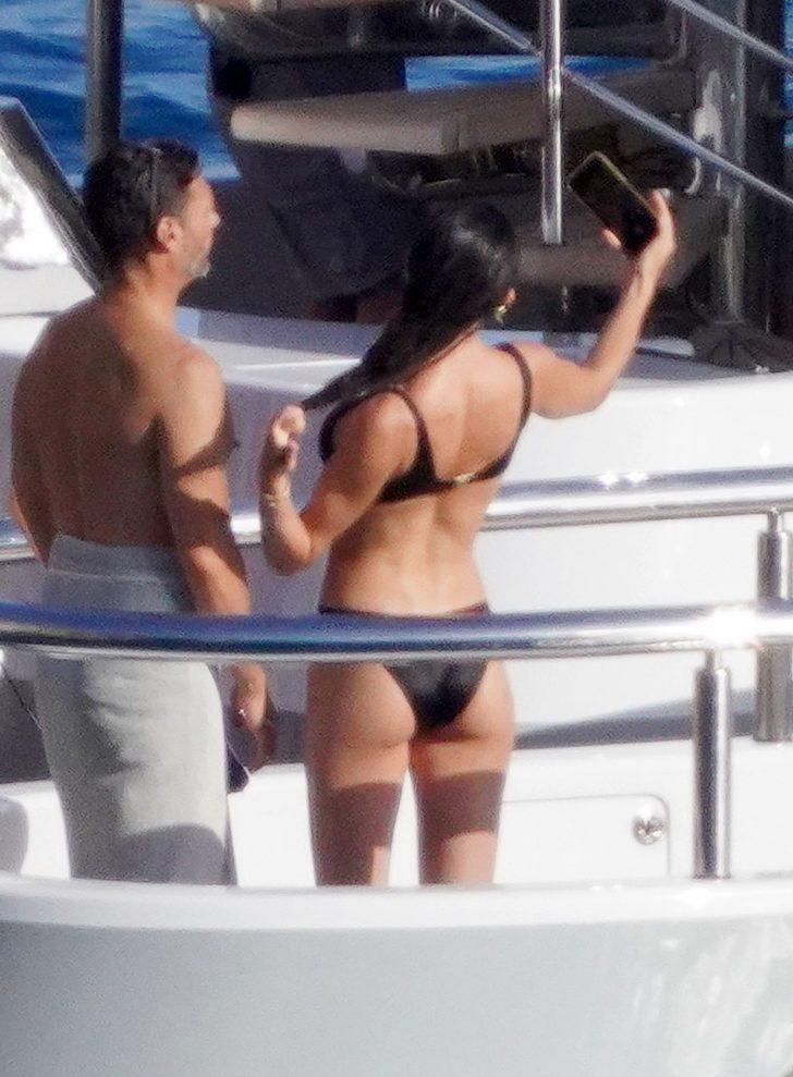 Ünlü sunucu sevgilisiyle lüks yatta aşka geldi!  G3