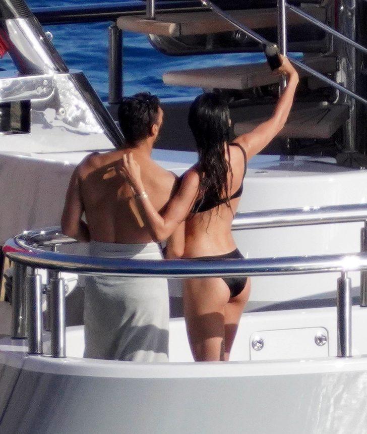 Ünlü sunucu sevgilisiyle lüks yatta aşka geldi!  G4