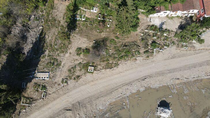 Selde köy camisinin yıkılması ve suyun mezarlığa zarar verme anı kamerada G3