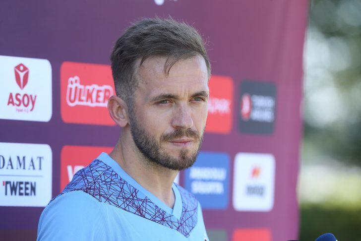 Trabzonsporlu futbolcu Visca, Slovenya kampında açıklamalarda bulundu: G4