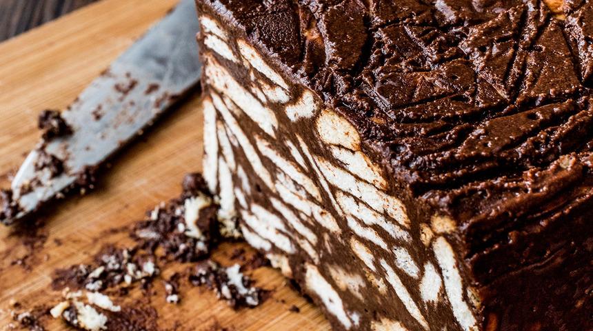 Yaz aylarına en yakışan tatlı: Leziz mozaik pasta tarifi