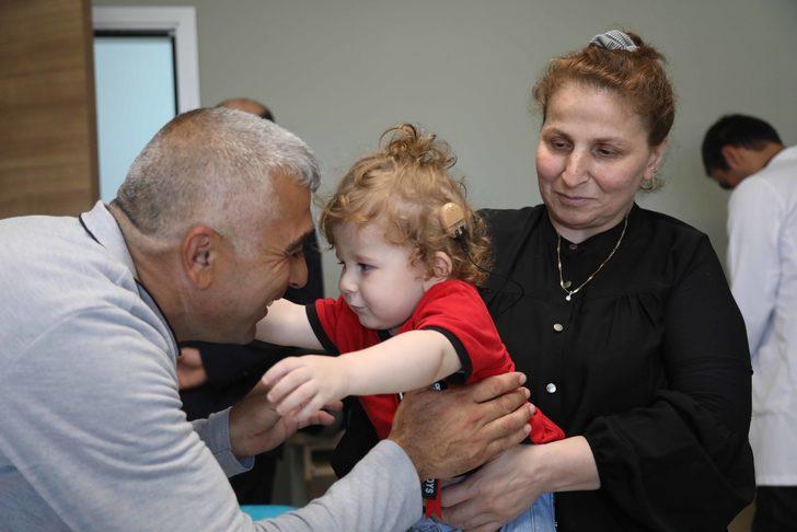 İşitme kaybı bulunan çocukların sessiz dünyaları biyonik kulakla değişti G2