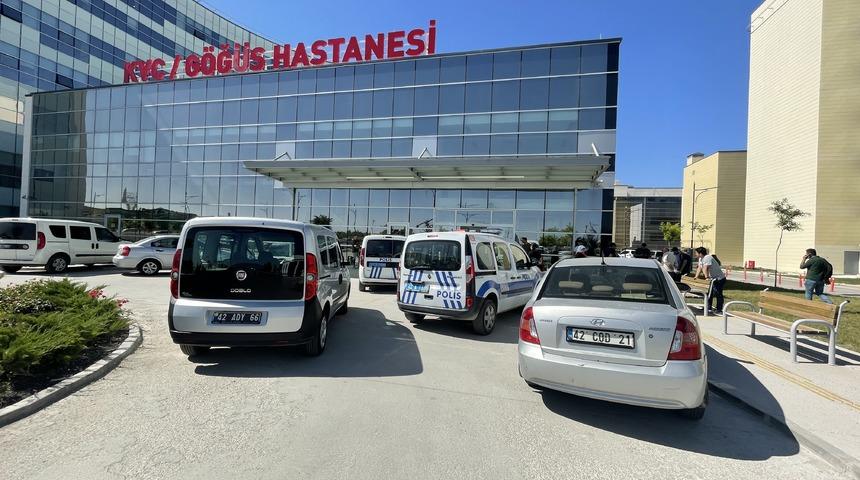 GÜNCELLEME - Konya'da hastanede silahlı saldırıya uğrayan doktor ve saldırgan öldü