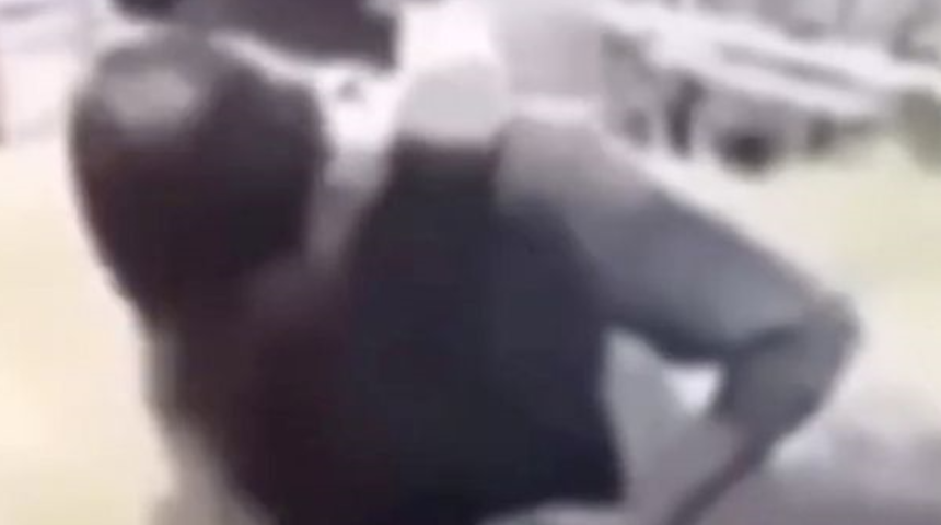 Şaka yapmak istemişti! Her şey bir anda tersine dönünce Rus askeri kendisini vurdu