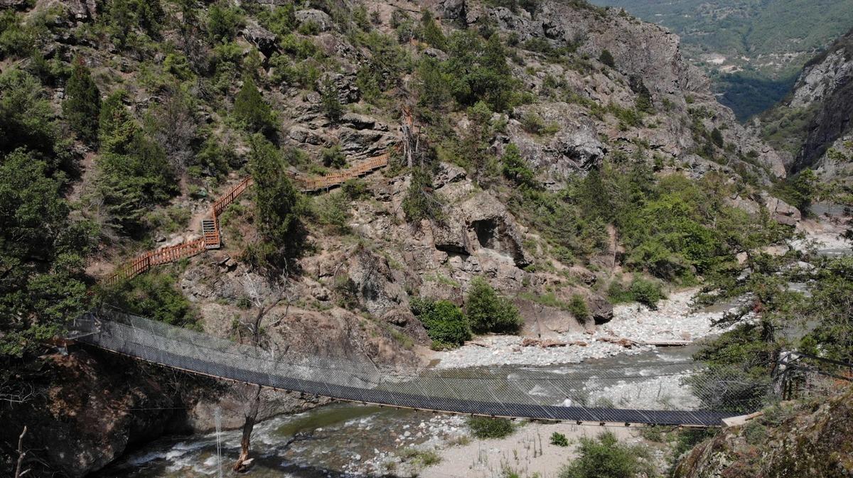 Artvin'deki &Ccedil;oruh Ekoturizm Yolu doğaseverler i&ccedil;in farklı alternatifler sunuyor
