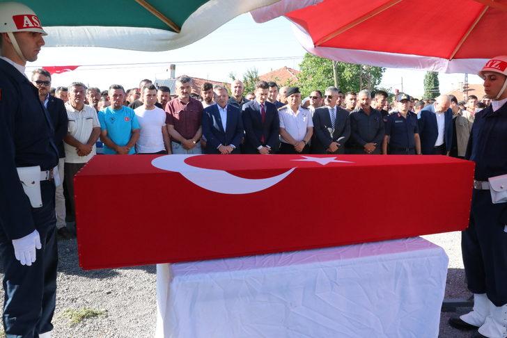 Kırklareli'ndeki trafik kazasında ölen piyade sözleşmeli er Ceyhun Erol Yozgat'ta toprağa verildi G5