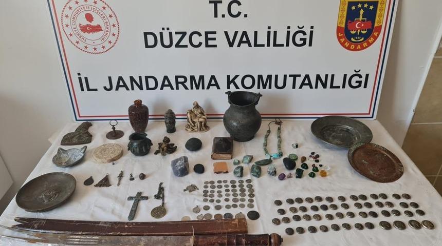 Düzce'de tarihi eser kaçakçılığı operasyonunda 2 kişi yakalandı