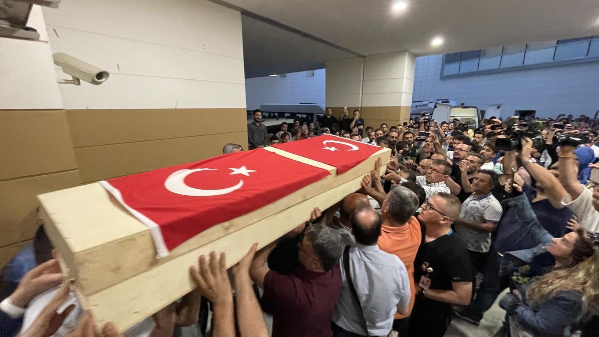 G&Uuml;NCELLEME 5 - Konya'da hastanede silahlı saldırıya uğrayan doktor ve saldırgan &ouml;ld&uuml;