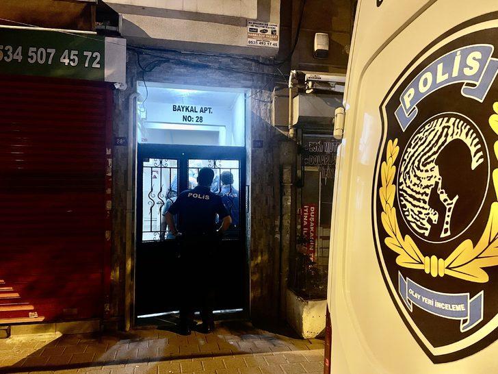 İstanbul'da yaşlı bir kadın evinde bıçakla öldürüldü G2