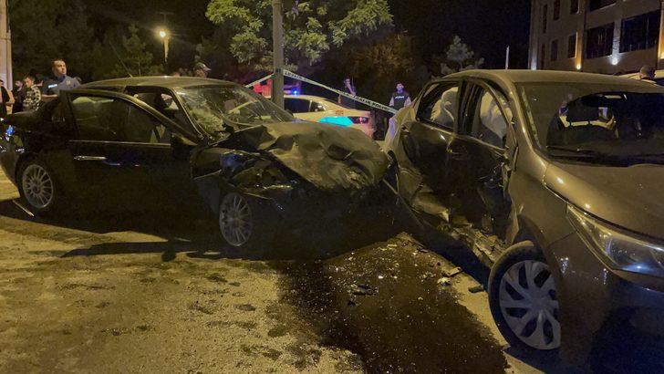 Erzincan'da iki otomobilin çarpıştığı kazada 6 kişi yaralandı G3