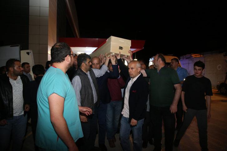 Konya'da hastanede silahlı saldırıda ölen doktorun cenazesi memleketi Kayseri'ye getirildi G2