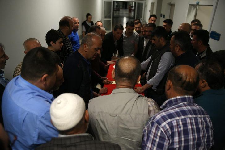 Konya'da hastanede silahlı saldırıda ölen doktorun cenazesi memleketi Kayseri'ye getirildi G4