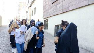 Fuhuş operasyonunda akılalmaz detaylar! Aralarında sanatçı ve hemşireler de var... Lakap bile takmışlar