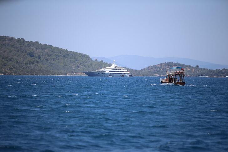 Mega yat "Titan" Bodrum'a demirledi G3