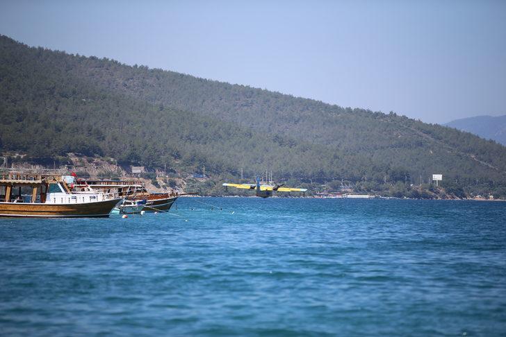 Bodrum'da yangın söndürme uçakları test uçuşu yaptı G1