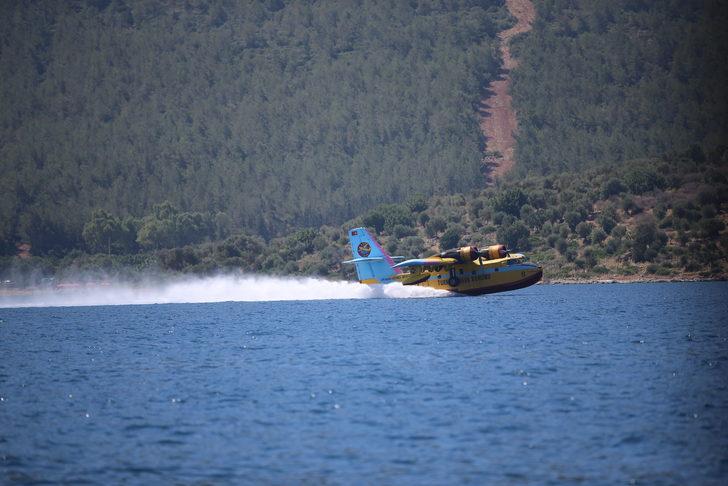 Bodrum'da yangın söndürme uçakları test uçuşu yaptı G3