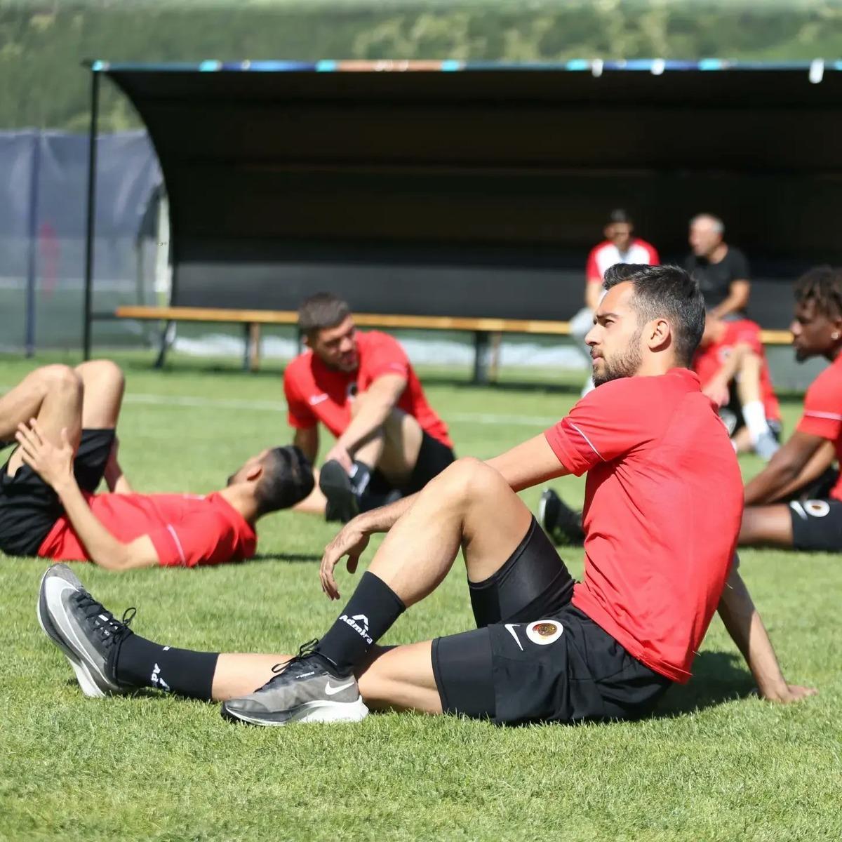 Gen&ccedil;lerbirliği, Erciyes kampını tamamlayarak Ankara'ya d&ouml;nd&uuml;