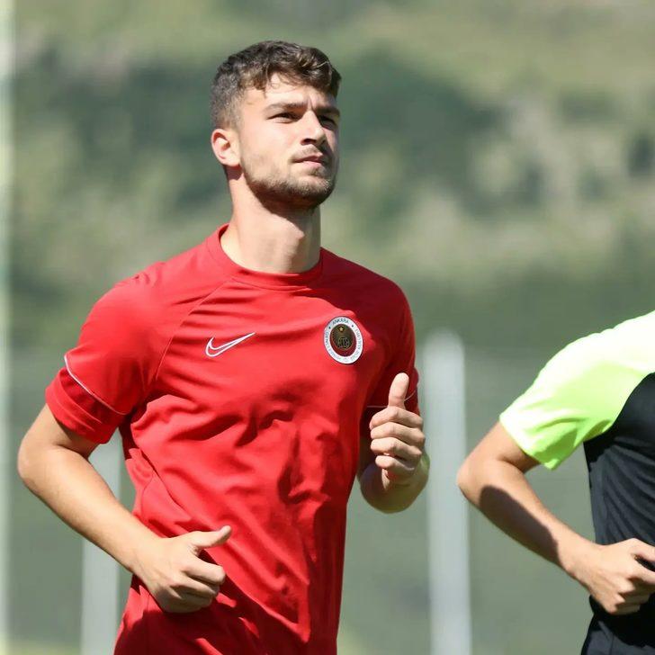 Gençlerbirliği, Erciyes kampını tamamlayarak Ankara'ya döndü G5