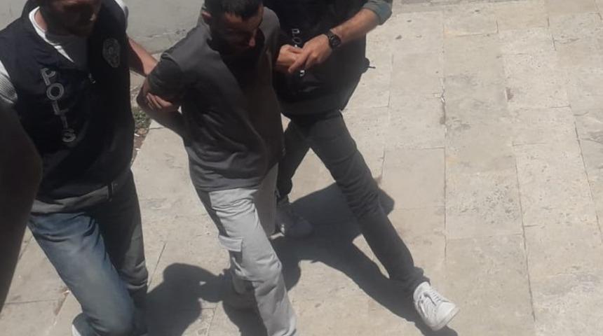 Edirne'de liseli 2 kıza taciz! Yolda yürüdüğü sırada...