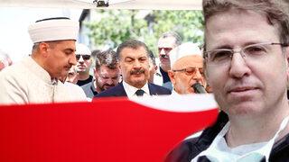 Görev başında katledilen doktor Ekrem Karakaya son yolculuğuna uğurlandı! Kahreden sözler: Siz herhalde Ekrem’e benzettiniz
