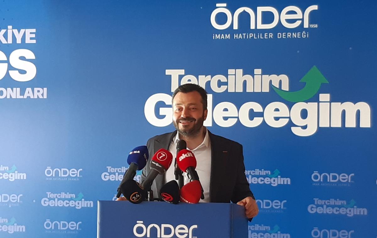 LGS sınavında başarılı imam hatipli &ouml;ğrencilerini &Ouml;NDER buluşturdu