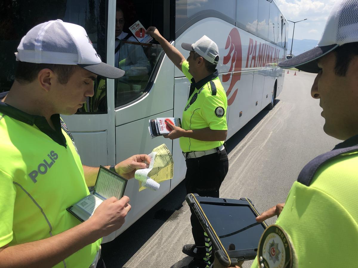 Bursa&rsquo;da Kurban Bayramı &ouml;ncesi şehirler arası otob&uuml;sler denetlendi