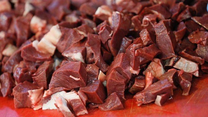 Kurban eti buzlukta nasıl saklanır? Et nasıl muhafaza edilir, kaç saat sonra buzluğa konmalıdır? Et Yeşillenirse ne yapılır?
