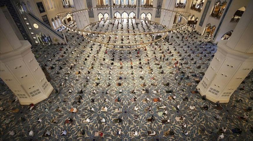 2022 Kurban Bayramı namazı: Kars, Kastamonu ve Kayseri’de bayram namazı saat kaçta? İşte Diyanet’e göre Kars, Kastamonu, Kayseri bayram namazı saat bilgisi!