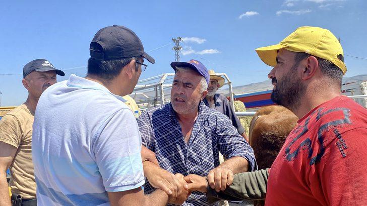 Kırşehir'de hayvan pazarında yoğunluk arttı G1