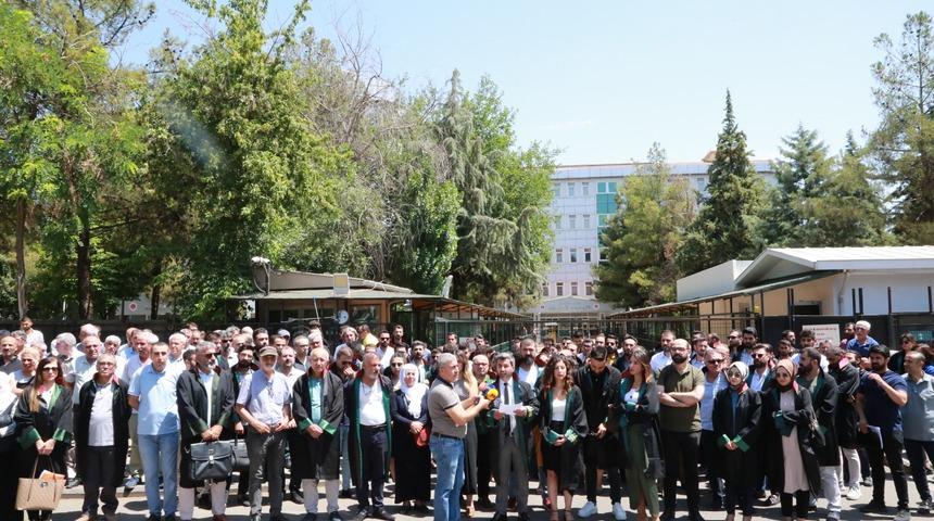 Avukat Servet Bakırtaş'ın öldürülmesi Diyarbakır, Siirt ve Batman'da protesto edildi