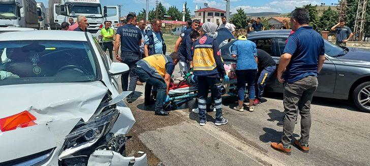 Amasya'da trafik kazasında 6 kişi yaralandı G3