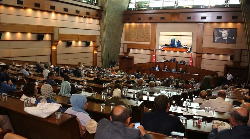 İBB'nin 22 milyar 50 milyon liralık ek bütçesi meclisten geçti