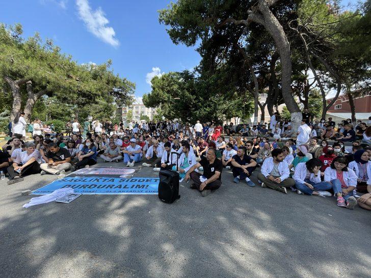 İstanbul'da sağlık çalışanlarından Dr. Ekrem Karakaya'nın öldürülmesine tepki G4