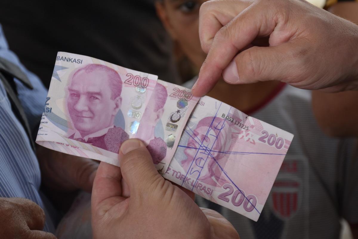 Şırnak'ta kurban satıcılarına sahte para uyarısı