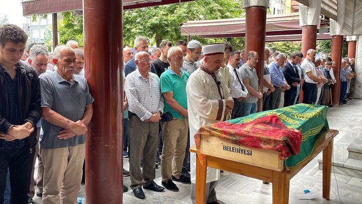 Rize'de denizde boğulan Ebrar Aktaş'ın cenazesi toprağa verildi G1