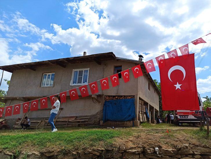 Şehit Piyade Uzman Çavuş Yıldırım'ın Kahramanmaraş'taki ailesine şehadet haberi verildi G3